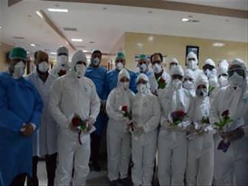 بازدید فرمانده سپاه عاشورا از بخشهای کرونایی مرکز