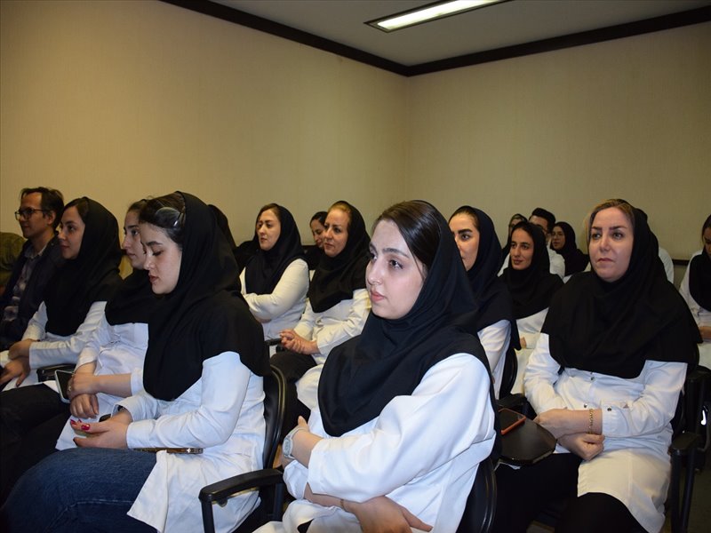 روز آزمایشگاه 1404