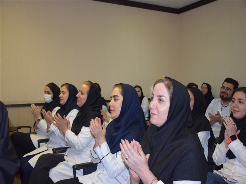 روز آزمایشگاه 1404