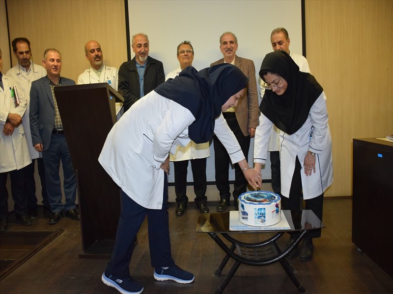 روز آزمایشگاه 1404