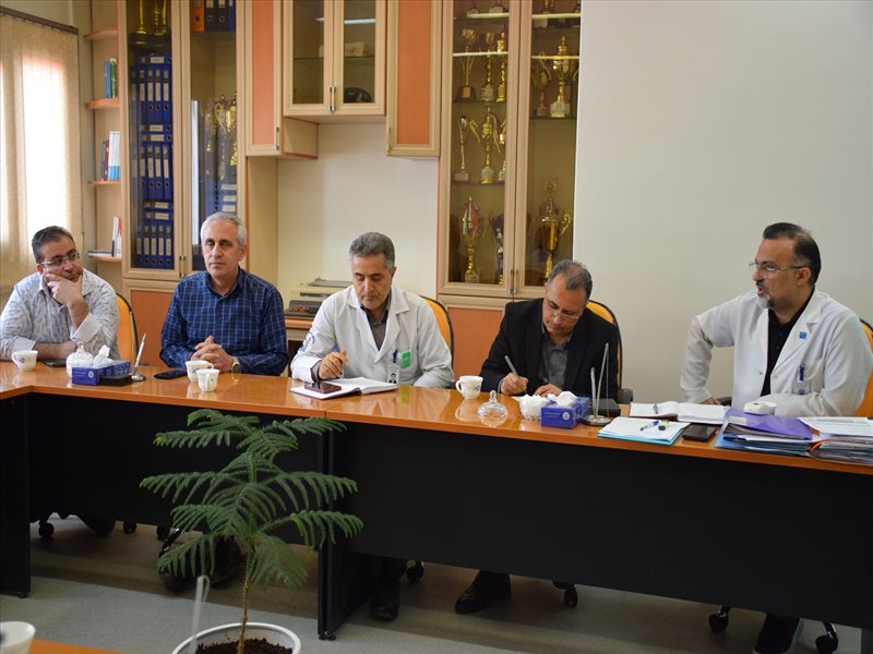 مسئولین پاراکلنیک ها