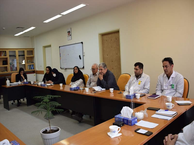 مسئولین پاراکلنیک ها