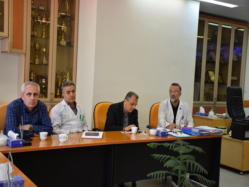 مسئولین پاراکلنیک ها