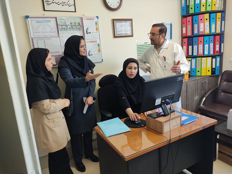 بازدید پزشک خانواد